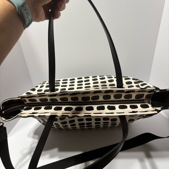Kate Spade
New York Kaylie
Diaper Bag Pink Black White - Picture 6 of 7